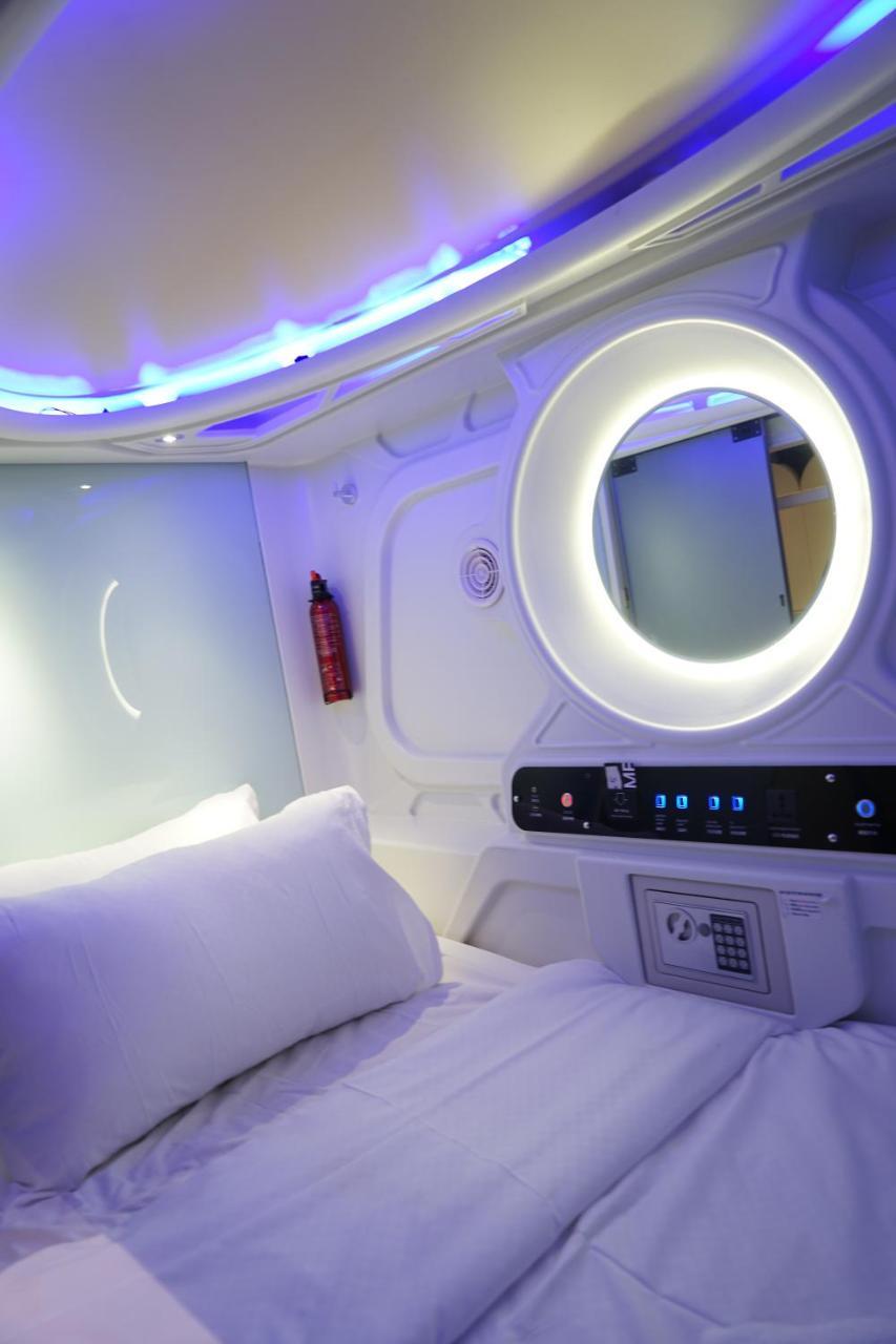 Q Capsule Hotel 조지타운 외부 사진